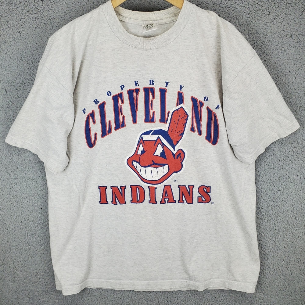 Cleveland Indians Short Sleeve Graphic Tee - Light Gray
